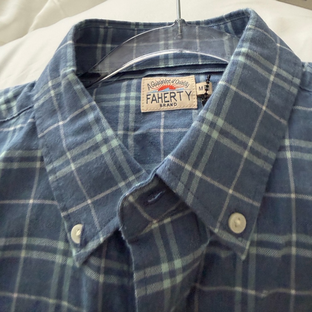 Faherty Blue Striped Button Down. Super Stylish. … - image 1
